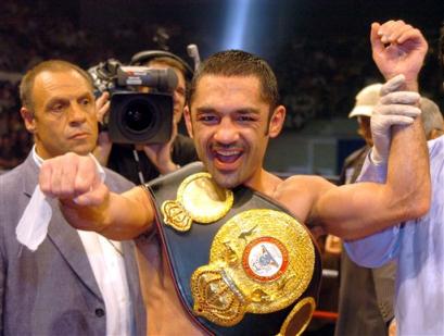 sur le ring soit le king!!!